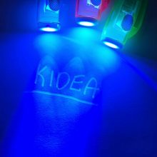 KIDEA golyóstoll UV lámpával